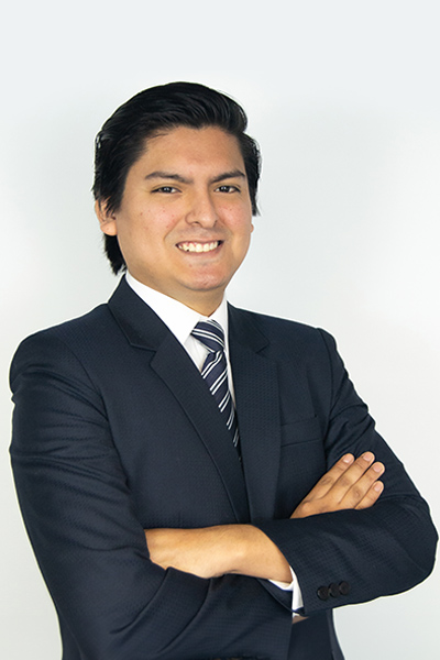 Dr. Alberto Vargas Pareja