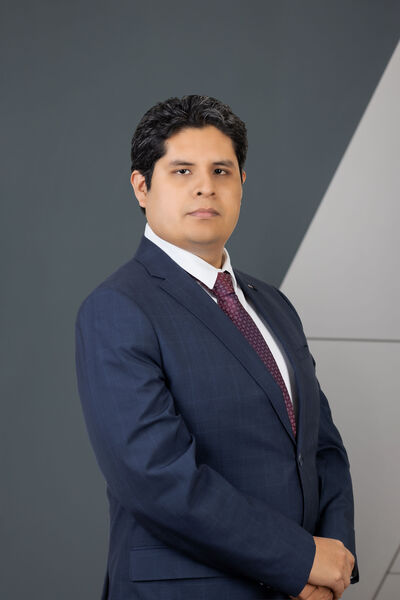 Dr. Alberto Vargas Pareja